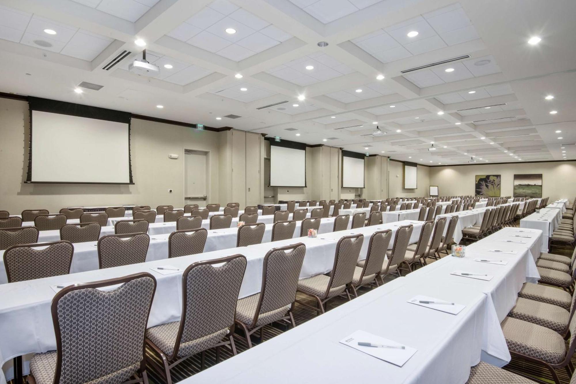 Hilton Garden Inn Raleigh Cary Dış mekan fotoğraf