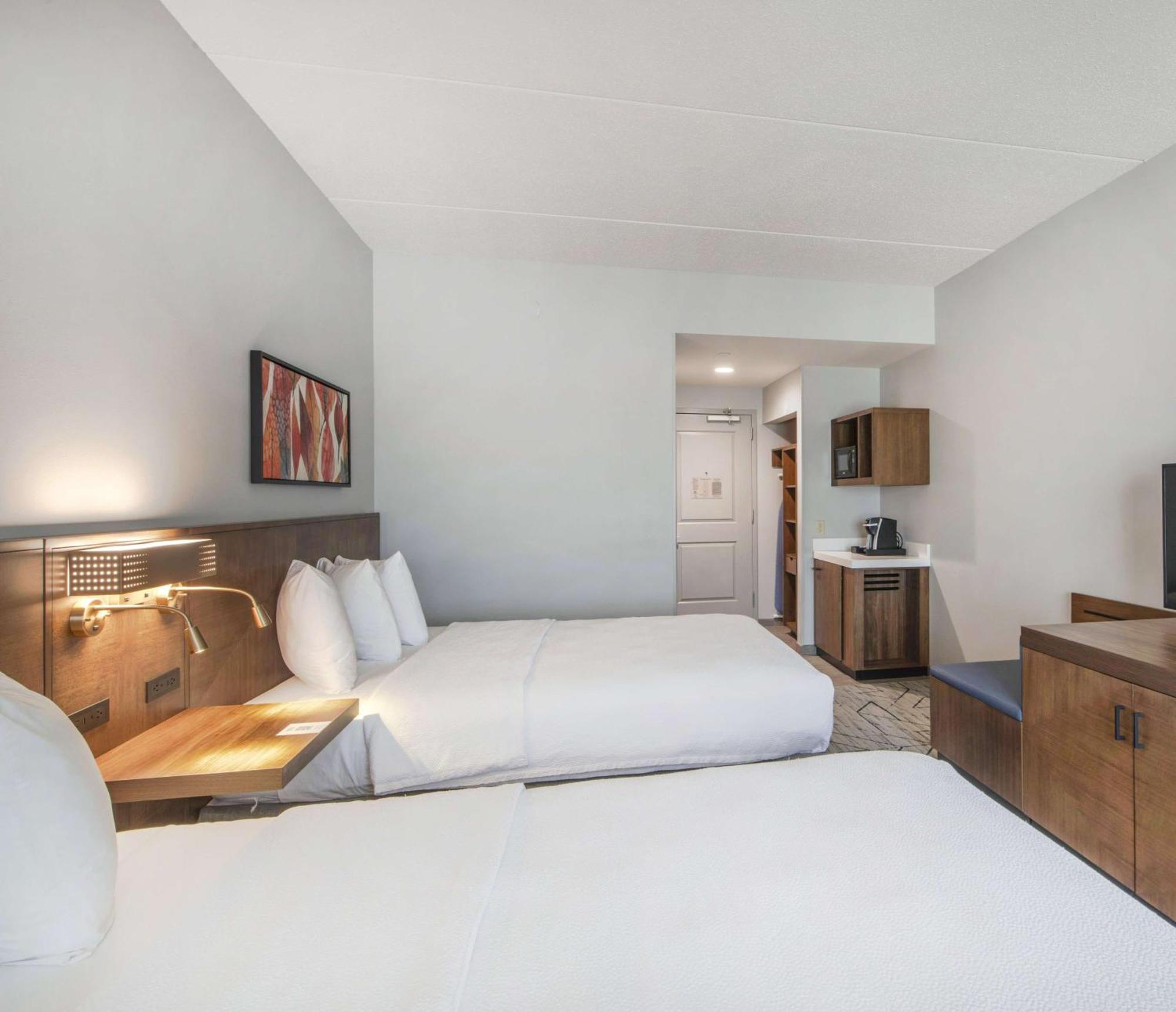 Hilton Garden Inn Raleigh Cary Dış mekan fotoğraf