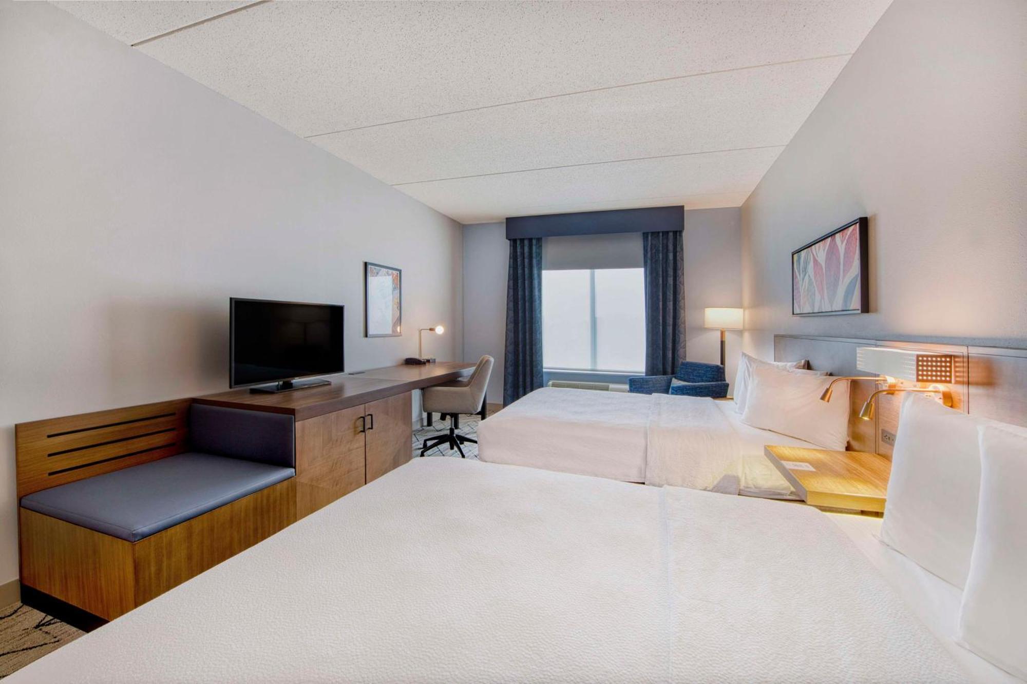 Hilton Garden Inn Raleigh Cary Dış mekan fotoğraf