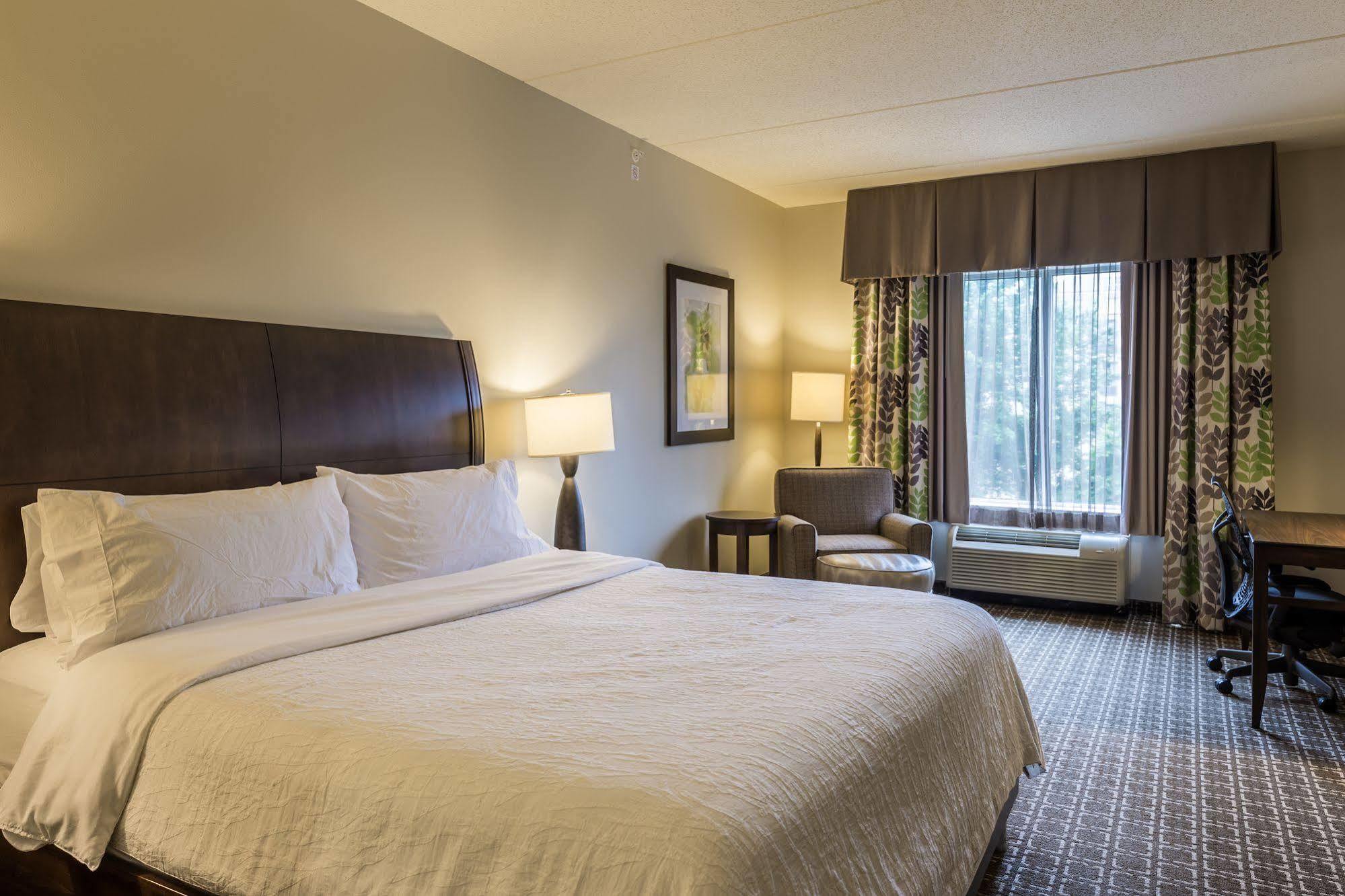 Hilton Garden Inn Raleigh Cary Dış mekan fotoğraf